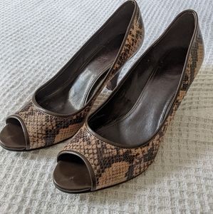 Franco Sarto peep toe heels